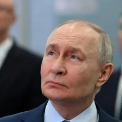 Putin allows Russian army to intervene abroad