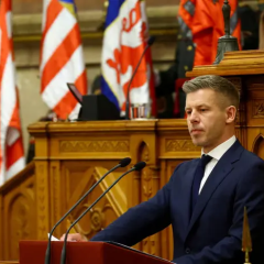 Відміна видачі робочих віз