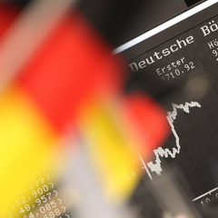 Економіка Німеччини скорочується третій рік поспіль