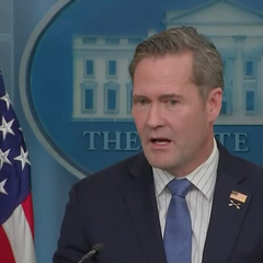 Зеленський та Путін на переговорах