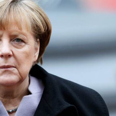 Меркель розмовляє на прес-конференції