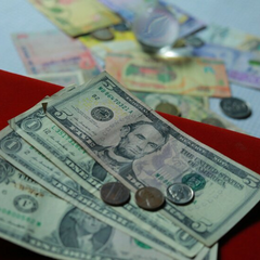 Прогноз курсу долара перед Новим роком
