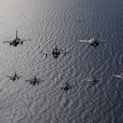 Військова техніка на навчаннях НАТО