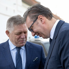 Зображення: Фіцо та Вучич після слів Зеленського про парад у Москві 9 травня