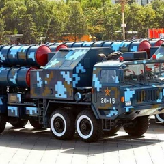 пакистанская военная техника на фоне границы