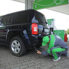 Добір літрів під час заправки авто