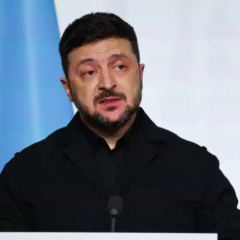 Зеленский во время интервью