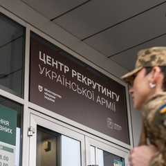 Українські громадяни беруть участь у рекрутингу
