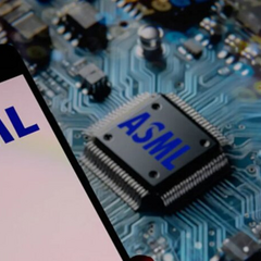 ASML втратив третину вартості