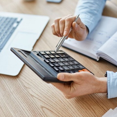 People rejoice at the removal of administrative fees in Ukraine