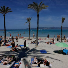 Графік зростання витрат туристів у Європі