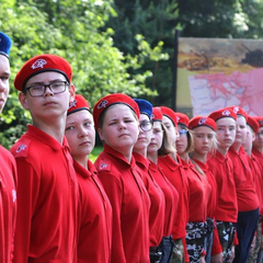 Окупанти мобілізують підлітків з ОРДЛО