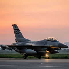 Истребители F-16 на авиабазе Осана