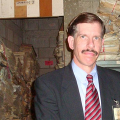 Мисливець за нацистами - розслідовує злочини російських окупантів