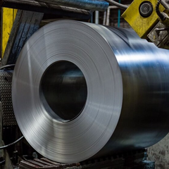 Трамп ввёл 25% пошлины на сталь и алюминий в США