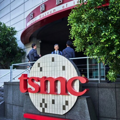 Будівництво гігафабрики в ОАЕ