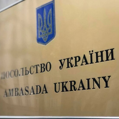 Паспорты Новой почты, права водителя