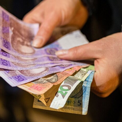 Пенсіонери отримують підвищення виплат