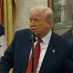 Трамп и Медведев в остром споре