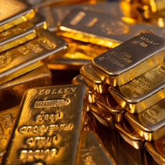 Цены на золото падают из-за инфляционных рисков