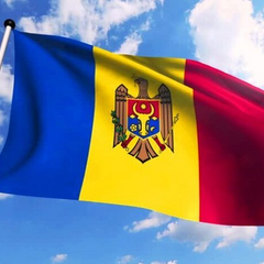 Украинские автомобили на границе с Молдовой