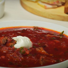 Свежие овощи борща на прилавке