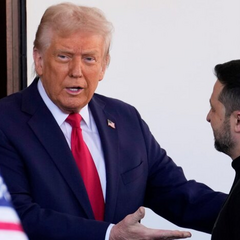 Трамп на нараді про замороження допомоги