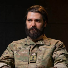 Изображение бывшего начальника штаба 'Азова' удалено из указа Зеленского о награждении орденом