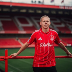 Zinchenko on medical examination in Amsterdam