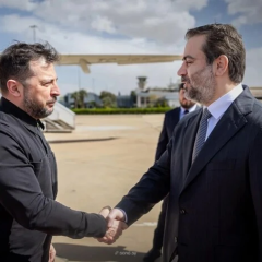 Zelensky meeting with Syrian president on defense