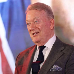 Frank Warren on Usyk's fight with kickboxer