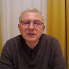 Budget deficit: Ukrainian flag and dollars