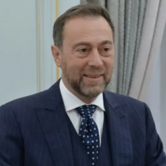 Arrest of former Italian ambassador in Rome