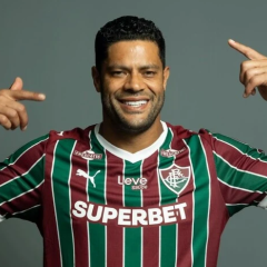 Footballer Hulk signed contract with Fluminense