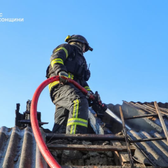 Residential quarters of Kherson under attack