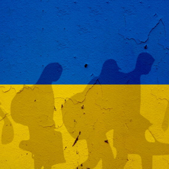 Украинцы выезжают из страны навсегда