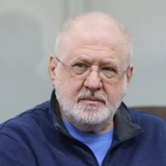 Суд не разрешил доставить Коломойского