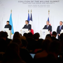 Coalition summit on war anniversary: Macron and Starmer