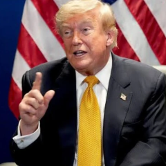 Трамп заявил о своем присутствии рядом с Лениным