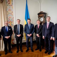 Перебийніс і Брьєн обговорюють безпеку