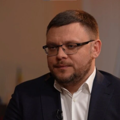 Зарплаты директора NABU и детективов