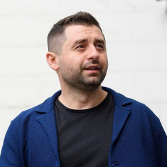 Гибридное голосование украинцев за границей