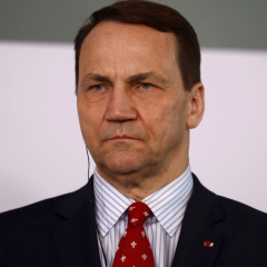 Poland Will Allow EU Negotiation Clusters with Ukraine Despite Disputes with Hungary