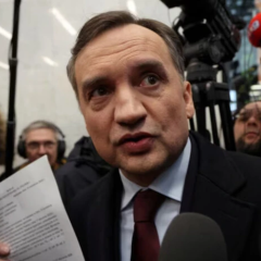 США вивезли польського ексміністра таємно