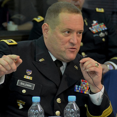 Генерал Девід Болдуін закликав передати Україні винищувачі