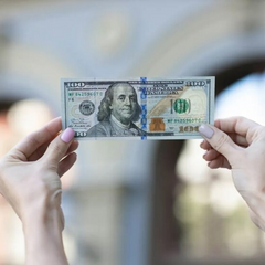 Прогноз зростання курсу долара