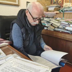 Верьовка на четырехколесном одноколёснике из-за нехватки денег