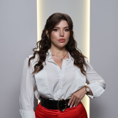 Martinovska cooking in the MasterChef kitchen