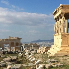 Two tourists from the USA injured near Acropolis
