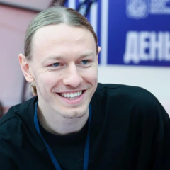 Фото воротаря ПСЖ Сафонова подає скаргу до Конституційного суду РФ через аліменти